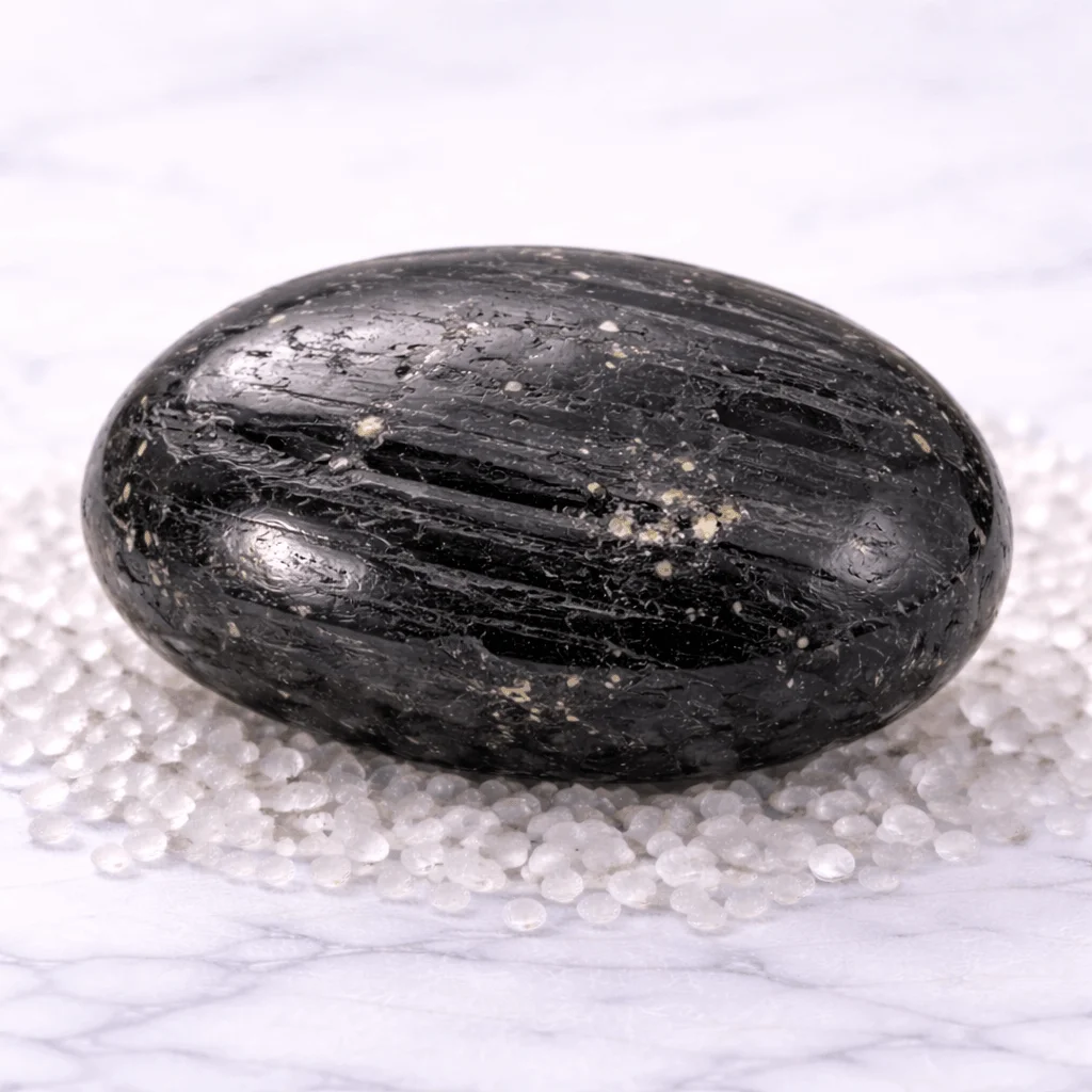 BLACK TOURMALINE PALM STONE